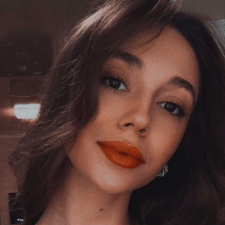 Freelancer Sofiia K. — Ukraina. Specjalizacja — Tłumaczenie tekstów, Copywriting