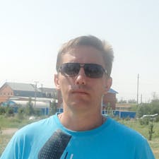 Maksim M.