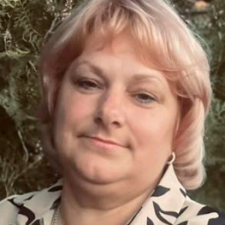 Freelancer Svitlana M. — Ukraina, Christinowka. Specjalizacja — Praca z klientami, Język ukraiński