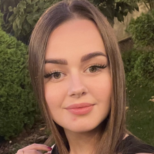 Freelancer Tetiana S. — Ukraine. Core skill — Software & Server Configuration, Interior Design
