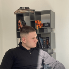 Freelancer Ivan K. — Ukraine, Kyiv. Core skill — Lead Generation & Sales, Social Media Advertising