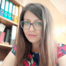 Freelancer Tetiana B. — Ukraine, Kharkiv. Core skill — Engineering, Text Translation