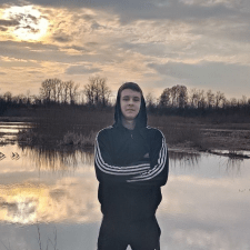 Freelancer Artem M. — Ukraina, Czerniowce. Specjalizacja — Dokumentacja techniczna, Copywriting