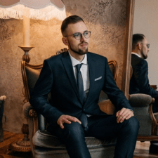 Фрилансер Михайло Н. — Украина, Винница. Специализация — Разработка презентаций, Логотипы
