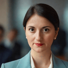 Freelancer Uliana — Ukraine, Kyiv. Core skill — Public Relations (PR), Speaker & Voice Services