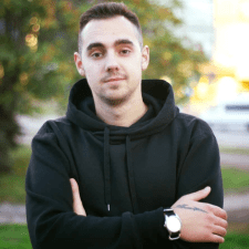 Фрилансер Ілля У. — Украина, Кривой Рог. Специализация — Услуги диктора