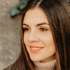 Фрилансер Владислава Л. — Украина, Николаев. Специализация — Дизайн сайтов, Продвижение в социальных сетях (SMM)