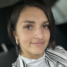 Freelancer Vasylyna H. — Ukraine, Tyachev. Core skill — Interface Design (UI/UX)