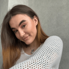Freelancer Valeriia H. — Ukraina, Lwów. Specjalizacja — Projektowanie wizytówek, C i C++