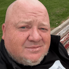 Замовник Вячеслав Л. — Україна, Київ.
