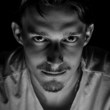 Фрилансер Іван Т. — Украина, Николаев. Специализация — Копирайтинг, Рерайтинг