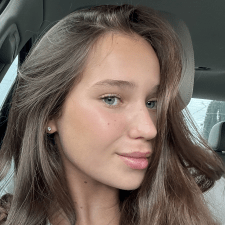 Freelancer Oleksandra V. — Ukraina, Użhorod. Specjalizacja — Obróbka zdjęć, Reklama wideo