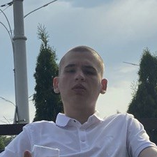 Freelancer Anton P. — Ukraina, Kijów. Specjalizacja — Copywriting, Publikacja ogłoszeń