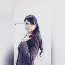 Freelancer Viktoriia — Ukraine. Core skill — AI & Machine Learning, Web Programming