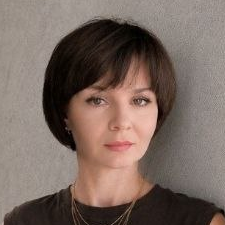 Фрилансер Вікторія Ф. — Украина, Ирпень. Специализация — AI в дизайне, Обработка фото