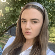 Вікторія О.