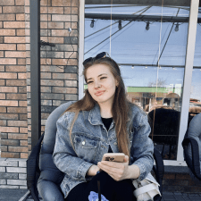 Freelancer Viktoriia T. — Ukraine, Odessa. Core skill — Packaging and label design, Social Media Page Design
