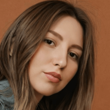 Фрилансер Violeta S. — Испания, Alicante. Специализация — Продвижение в социальных сетях (SMM), Контент-менеджер