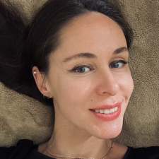 Freelancer Vira M. — Ukraine, Kyiv. Core skill — Data Processing, Windows