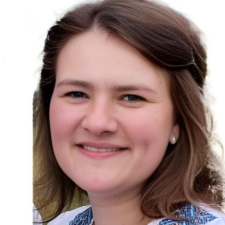 Freelancer Vitaliia D. — Ukraine, Ivano-Frankovsk. Core skill — Copywriting, Presentations