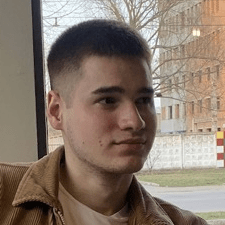 Freelancer Vladislav G. — Ukraine, Khmelnitskyi. Core skill — Interface Design (UI/UX), Web Design