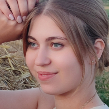 Freelancer Vlada M. — Ukraine, Shpola. Core skill — Ukrainian, Tuition