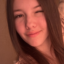 Freelancer Vlada C. — Ukraine, Verhovtsevo. Core skill — Business Card Design, Video Processing