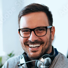 Freelancer Vladislav C. — Ukraine, Kyiv. Core skill — Web Programming, HTML & CSS