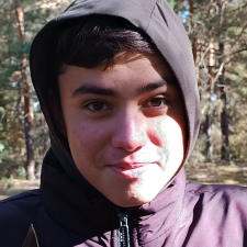 Vlad R.