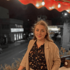 Freelancer Vladislava G. — Ukraina, Charków. Specjalizacja — Język angielski, Praca z klientami