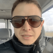 Максим Волков