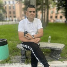 Фрилансер Василь О. — Украина, Киев. Специализация — Английский язык, Украинский язык