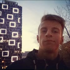 Фрилансер Артем Л. — Украина, Киев. Специализация — HTML и CSS верстка, Перевод текстов
