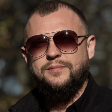 Freelancer Hryhorii P. — Ukraine, Odessa. Core skill — Online Stores & E-commerce, Data Processing