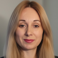 Freelancer Wiktoria P. — Poland, Krakow. Core skill — Print Design, Social Media Page Design