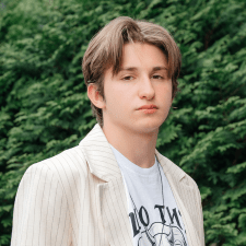 Фрилансер Ілля П. — Украина, Каменское. Специализация — Аудио и видео монтаж, Видеореклама