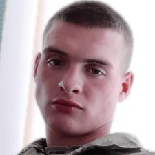 Freelancer Yaroslav L. — Ukraine, Vinnytsia. Core skill — Presentations, Logo Design