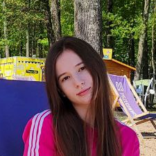 Freelancer Yelyzaveta N. — Ukraine, Lvov. Core skill — Interface Design (UI/UX), Web Design