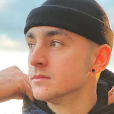 Фрилансер Yevhen M. — Чехия, Brno. Специализация — Разработка шрифтов, Перевод текстов