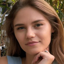 Freelancer Yuliia K. — Ukraine, Chernovtsy. Core skill — Rewriting, Text Editing & Proofreading