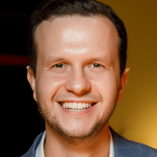 Yuriy Sharapov
