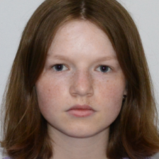 Freelancer Alina Z. — Ukraine, Ternopol. Core skill — Presentations, AI Content Creation