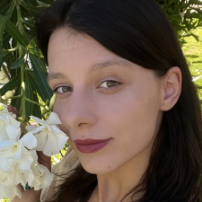 Freelancer Zhanna K. — Ukraine, Kyiv. Core skill — AI Content Creation, Bot Development