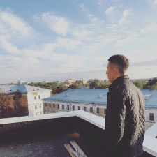 Freelancer Zhenya K. — Ukraina, Połtawa. Specjalizacja — Loga, Projektowanie stron internetowych