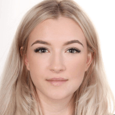 Фрилансер Zuzanna S. — Польша, Krakow. Специализация — Стихи, песни, проза, Написание сценария