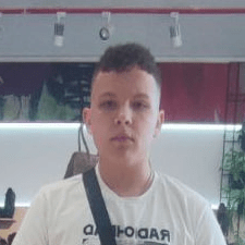 Фрилансер Нікіта Р. — Україна, Хмельницький. Спеціалізація — Рерайтинг, Переклад текстів