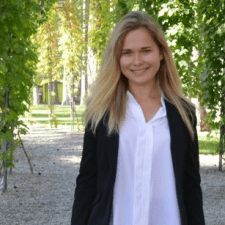 Freelancer Olena L. — Ukraine, Irpen. Core skill — HTML & CSS