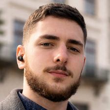 Freelancer Oleksandr K. — Ukraina, Lwów. Specjalizacja — Tłumaczenie tekstów, Copywriting