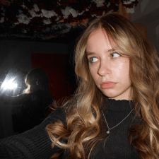 Freelancer Oleksandra P. — Ukraine, Kyiv. Core skill — Text Translation, German
