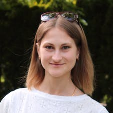 Freelancer Alina K. — Ukraina, Dniepr. Specjalizacja — Tłumaczenie tekstów, Pisanie artykułów